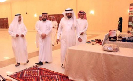 مدير تعليم البكيرية يفتتح معرض «الحي المتعلم» 