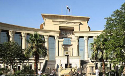 «الدستورية» بمصر  تحل «الشورى» و«تأسيسية الدستور» وتبطل قانون الطوارئ 