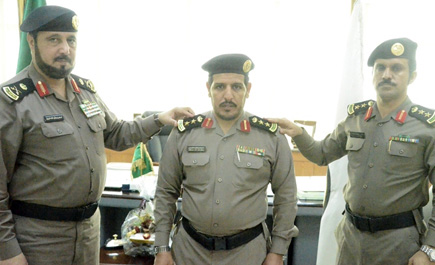 ترقيات في شرطة وسجون منطقة حائل 
