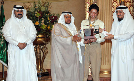 تعليم جدة يكرم المديرين والمديرات والطلاب المتفوقين محلياً ودولياً