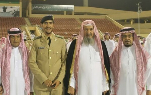 الأسر بالرس تحتفل بأبنائها الخريجين حماة الوطن 