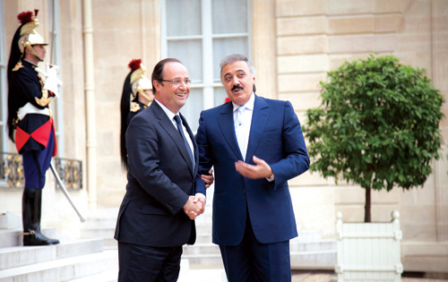 الرئيس الفرنسي استعرض مع سمو وزير الحرس الوطني المستجدات الإقليمية والدولية 