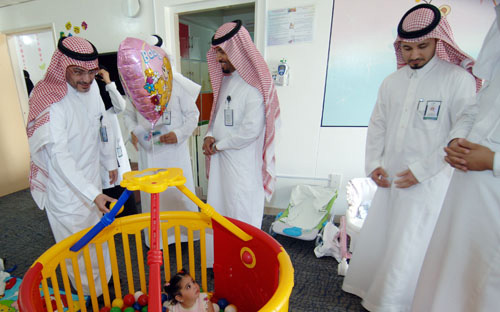 (186) ألفاً يستفيدون من أنشطة النادي الاجتماعي بمدينة الملك فهد الطبية