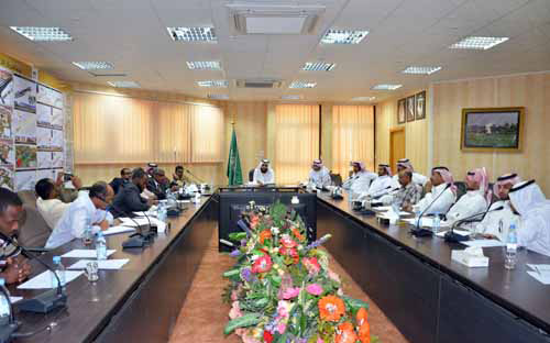 أمانة نجران تنظِّم محاضرة عن نواقل الأمراض 