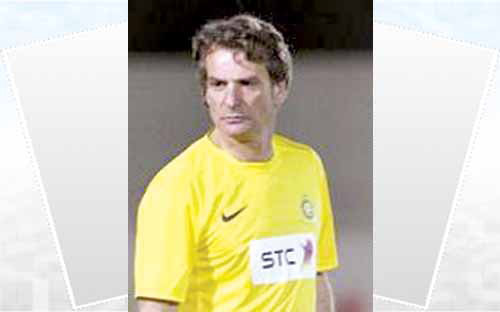 كارينيو يتسلم المهمة من تيرا ويحدد قائمة الموسم 