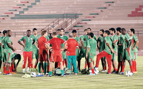 الاتفاق يظفر بخدمات لاعب منتخب رومانيا جورجي