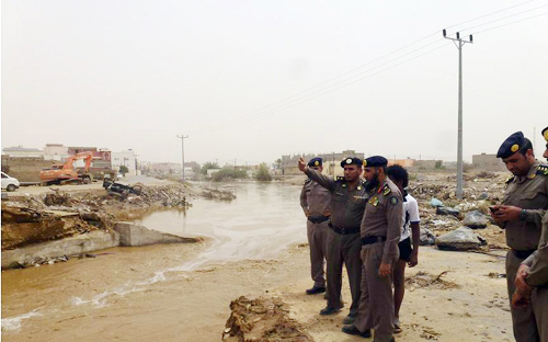 مدير مدني جازان يحذر من مخاطر الأمطار والسيول 