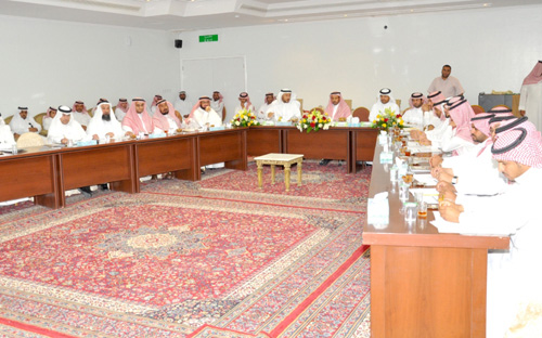 بلدية محافظة عنيزة تناقش «تطوير وسط المدن» بورشة عمل متخصصة