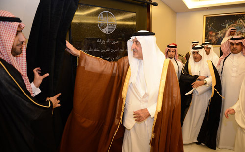 الأمير خالد الفيصل: المشروع يعطينا درساً في بناء بلادنا بعقولنا وسواعدنا 