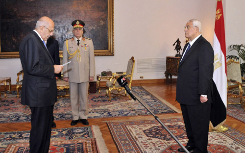 البرادعى يؤدي اليمين الدستورية نائباً للرئيس المصري 