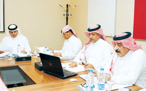 المعمر: سنستفيد من الاتحادات الدولية والفيفا لتطوير رياضتنا 