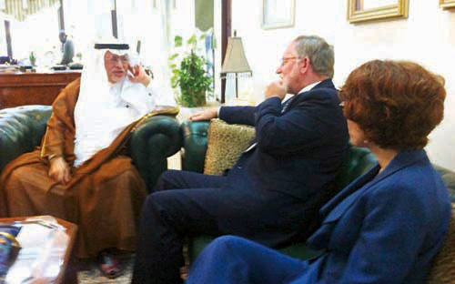 وزير الثقافة والإعلام يتباحث مع السفير الأمريكي 