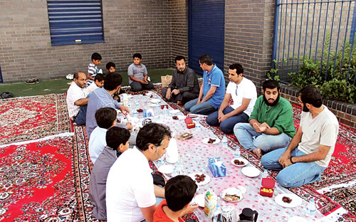 النادي السعودي في نيوكاسل يقيم إفطاراً رمضانياً لجميع الطلبة المبتعثين 