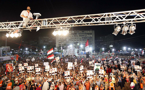 الرئاسة المصرية تعلن فشل الجهود لحل الأزمة سلمياً 