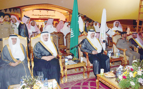 الأمير عبدالعزيز بن سعد بن عبدالعزيز يفتتح فعاليات عيد الفطر المبارك 