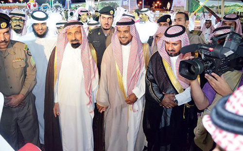 أمسية شعرية وعرضة سعودية في احتفال أهالي الأجفر بالعيد 