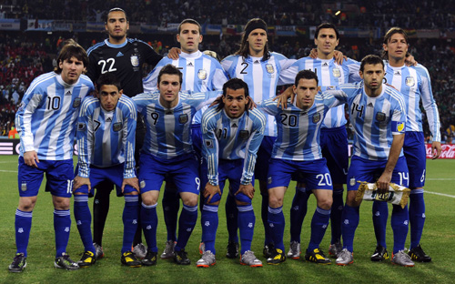 الآزوري يتربص بالأرجنتين .. إنجلترا تصطدم باسكتلندا .. والبرتغاليون أمام الطواحين