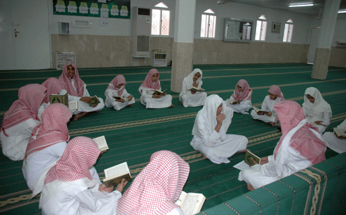 (771) ألف طالب وطالبة في مدارس تحفيظ القرآن الكريم في مختلف مناطق المملكة 