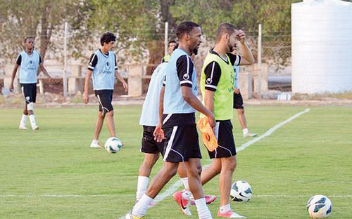 البياوي يركز على رفع المعدل اللياقي للاعبي هجر قبل انطلاقة ركاء 