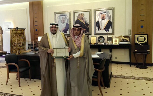 نائب أمير منطقة القصيم يوجه بعدم التهاون مع مخالفي «تظليل المركبات»