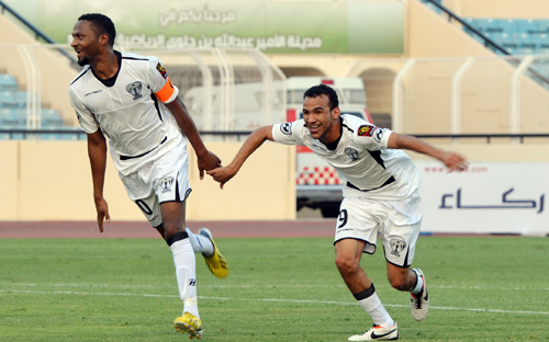 هجر يسقط الكوكب .. والطائي يتجاوز الأنصار بثلاثية