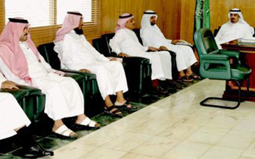 محافظ البدائع يتلقى تهاني رئيس وأعضاء المجلس البلدي 