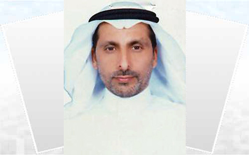 يضم بين جنباته.. ساعة عمرها (117) سنة 