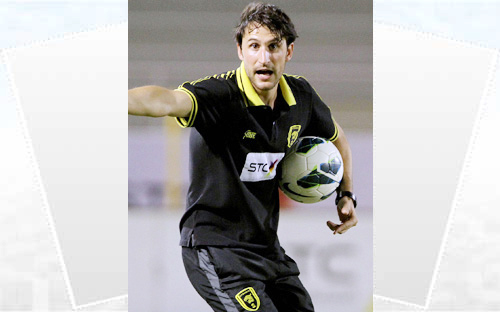 الإسباني يمنح لاعبي الاتحاد راحة (يومين)