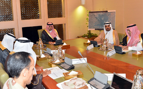 الأمير تركي بن عبد الله يستعرض مشروع قطار الشمال - الجنوب .. والمواقع المقترحة لإنشاء مطارات المنطقة 