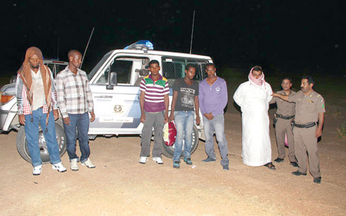 ضرماء: (24) ساعة تطيح بمهربين و(18) مخالفاً 