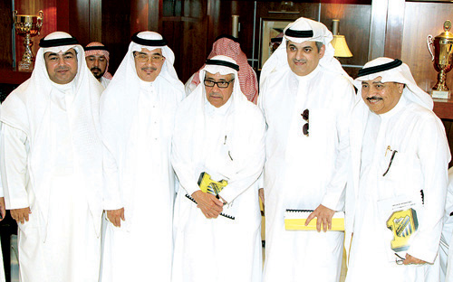 لدينا خطة لزيادة مداخيل النادي سنوياً بـ(20) مليون ريال كدعم من المجلس الشرفي لإدارة النادي 