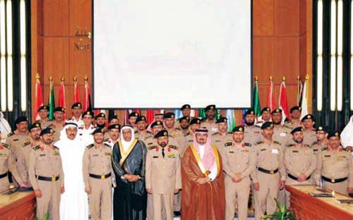 د. ابن رقوش: حرس الحدود يقوم بدور كبير في مكافحة الجريمة العابرة للحدود