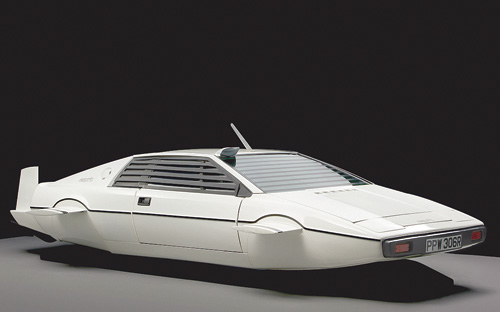 بيع «السيارة الغواصة» لجيمس بوند بمزاد في لندن 