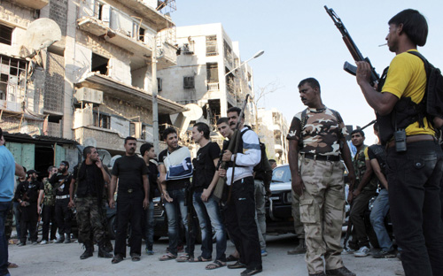 المعارضة تطالب بتوسيع الحظر ليشمل  سلاح الطيران والصورايخ .. وهولاند: الاتفاق الروسي- الأميركي ليس «نقطة النهاية» 