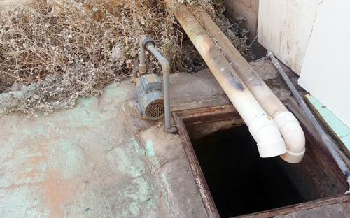 أهالي الحي لـ(الجزيرة): نطالب بتطبيق النظام الخاص بسكن العمال بين العوائل 