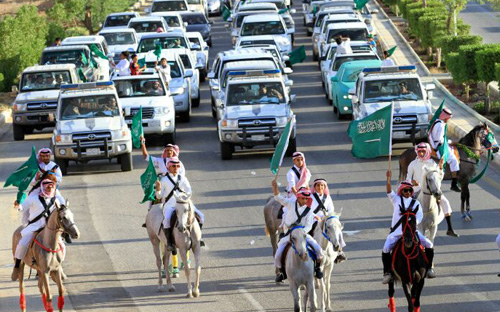 مسيرة للخيول في احتفالات أهالي محافظة الشماسية 