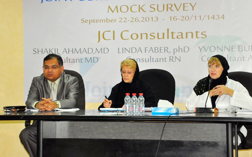 وفد اللجنة الدولية يقيّم خدمات مستشفى الملك خالد بحائل 