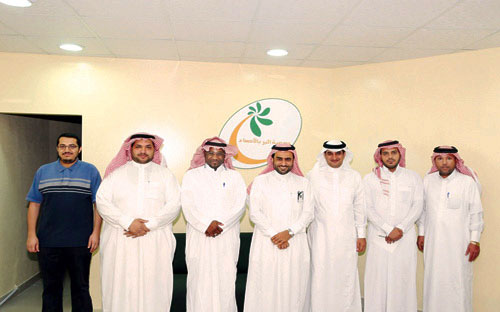 تفعيل الشراكة المجتمعية بين جمعيتي البر والسرطان بالأحساء