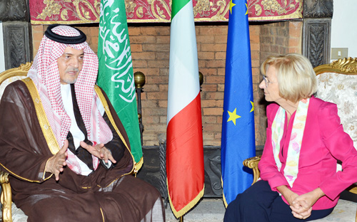 الأمير سعود الفيصل يلتقي وزيرة الخارجية الإيطالية 