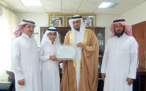 «رئيس بلدي طبرجل» يكرم الزواهرة