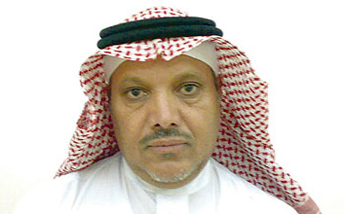 القرشي: كسر نسقية الزمن تنقذ شعرية النص