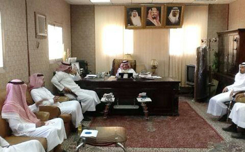 رئيس وأعضاء المجلس البلدي بطبرجل يزورون المحافظ