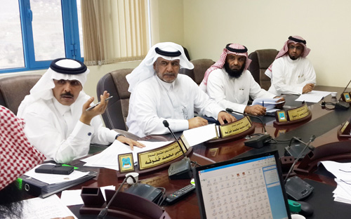 أعضاء في «بلدي سراة عبيدة» يتذمرون لعدم تنفيذ القرارات