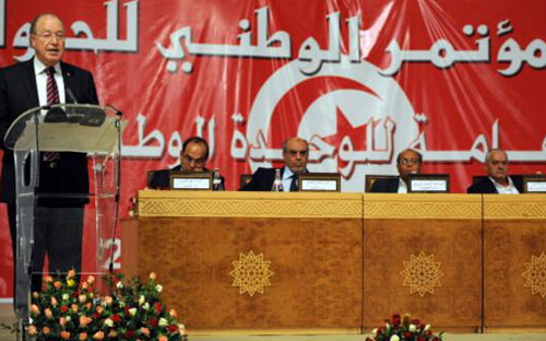 الحوار التونسي.. توفير كافة ضمانات التوافق ودعوة باقي الأحزاب إلى الالتحاق بالحوار 