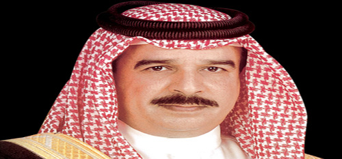العاهل البحريني يؤكد ضرورة استخلاص معاني الوحدة والإنسانية التي تجسدها فريضة الحج