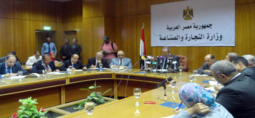 القمة العربية الإفريقية تبحث تعزيز التجارة والاستثمار بين الجانبين 