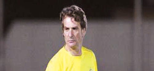 النصر يعاود التدريبات وسط غياب أبرز لاعبيه .. والرئيس يشاركهم فرحة العيد