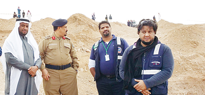 فرق صحية لتقديم الخدمة الصحية والنفسية لأسرة الطفلة «لمى» في موقع الحادث 