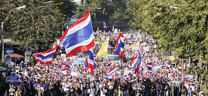المحتجون في تايلاند يبدؤون في «إغلاق» بانكوك 