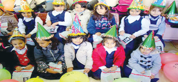 حفل ختامي لطالبات الابتدائي في الرس 